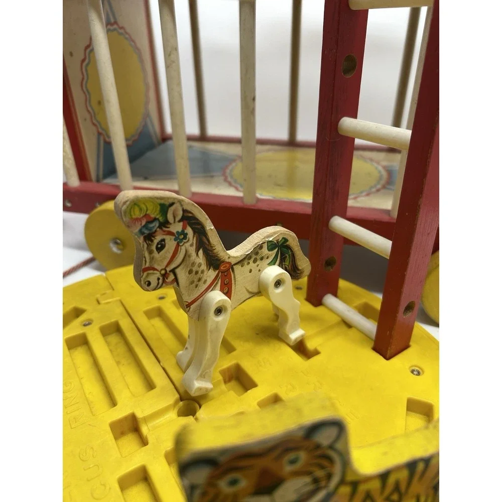 Vintage Fisher Price Circus #900 Wagon Wooden‎ Train 1962